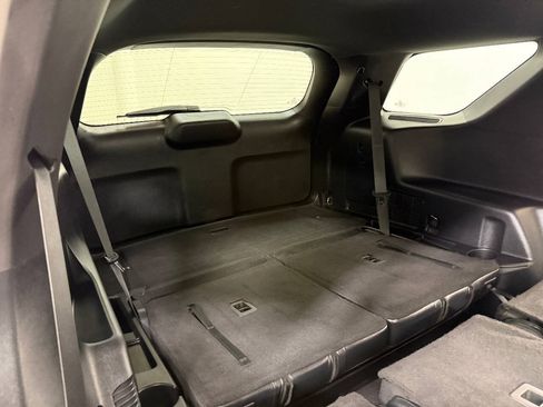 Used 2020 Ford Explorer XLT w/ Equipment Group 202A RWD image 26