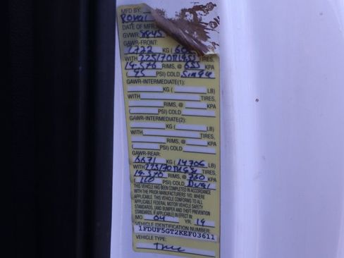 Used 2019 Ford F550 2WD Regular Cab Super Duty image 51