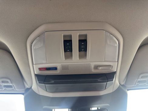 Used 2024 Subaru Ascent Onyx Edition image 27