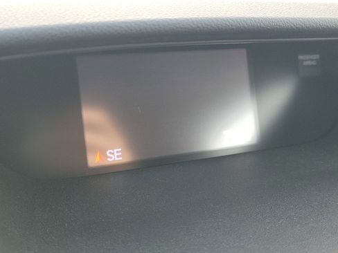 Used 2014 Honda CR-V LX image 24