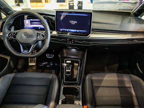 New 2026 Volkswagen Golf image 19