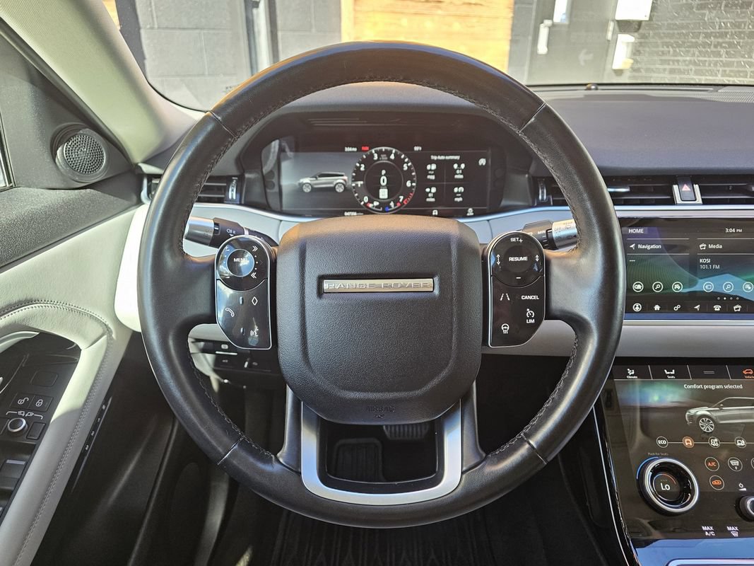Used 2020 Land Rover Range Rover Evoque SE AWD/4WD image 23