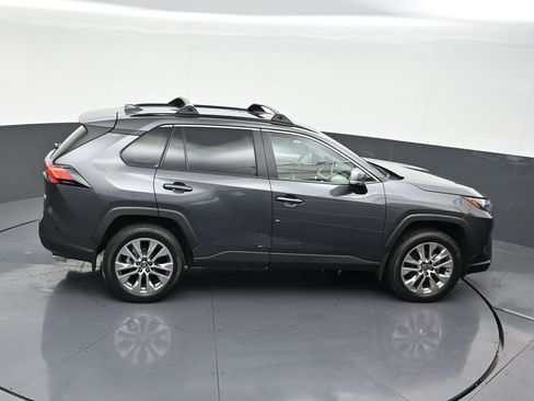 Used 2025 Toyota RAV4 XLE Premium image 21
