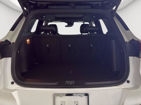 Used 2022 Chevrolet TrailBlazer RS w/ Sun and Liftgate Package AWD/4WD image 10