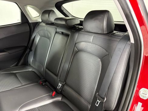 Used 2021 Hyundai Kona Limited AWD/4WD image 21