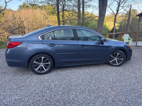Used 2016 Subaru Legacy 2.5i Limited image 5