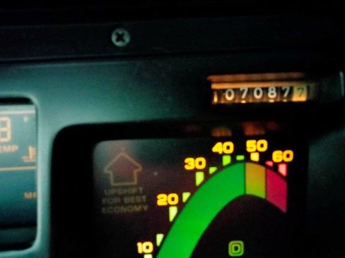 Used 1987 Chevrolet Corvette Convertible image 12