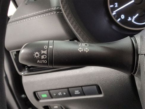 Used 2025 Nissan Sentra SV image 26