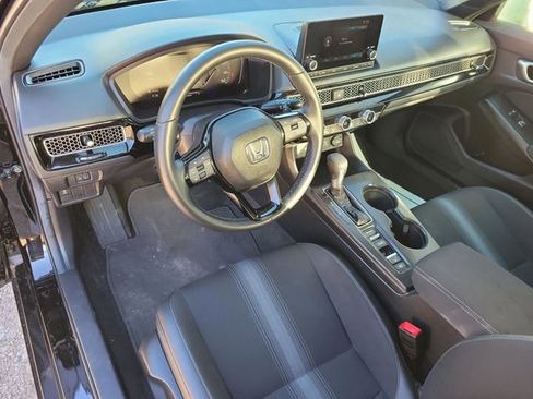 Used 2025 Honda Civic Sport image 8