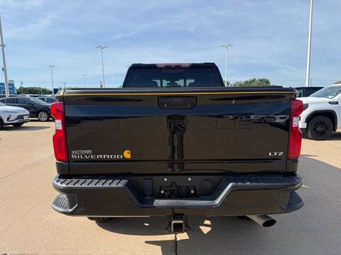 Used 2021 Chevrolet Silverado 2500 LTZ w/ Carhartt Edition AWD/4WD image 4