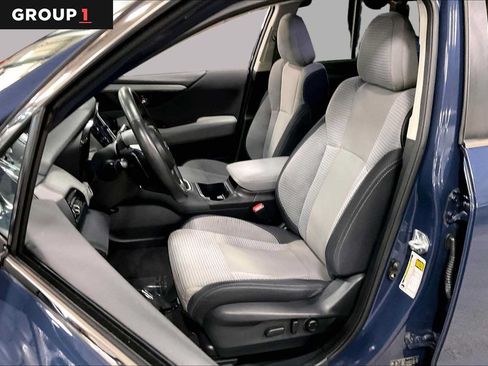 Used 2024 Subaru Outback Premium AWD/4WD image 8