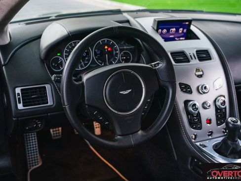 Used 2017 Aston Martin V12 Vantage S image 21