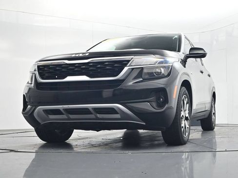 Used 2023 Kia Seltos EX AWD/4WD image 42