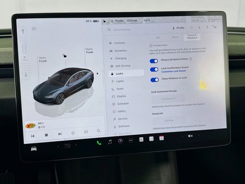 Used 2025 Tesla Model 3 Long Range AWD/4WD image 30