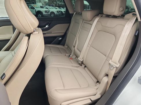 Used 2020 Lincoln Corsair FWD w/ Convenience Package image 7