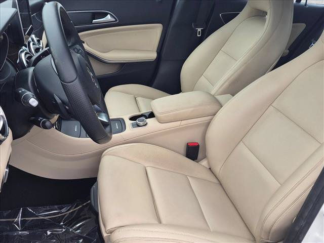 Used 2016 Mercedes-Benz CLA 250 image 16