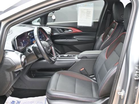 Used 2024 Chevrolet Equinox EV RS image 17