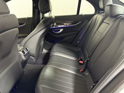 Used 2022 Mercedes-Benz E 350 4MATIC Sedan image 20