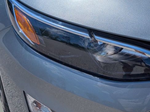 Used 2023 Chevrolet Malibu LT FWD image 9