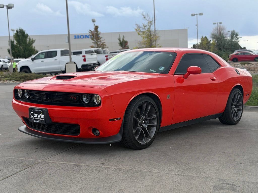 Used 2022 Dodge Challenger R/T Scat Pack RWD image 3