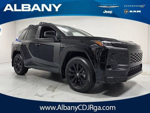 Used 2026 Toyota RAV4 SE FWD image 1