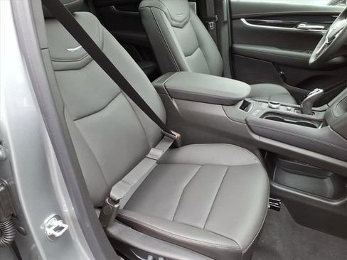 New 2026 Cadillac XT5 Premium Luxury w/ LPO, ONYX Package image 23
