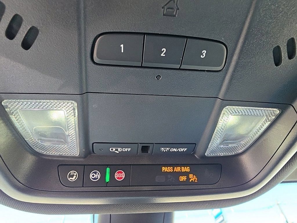 Used 2023 Buick Enclave Essence AWD/4WD image 22