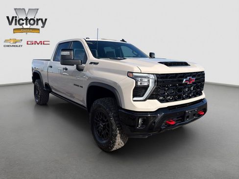 New 2026 Chevrolet Silverado 2500 ZR2 w/ LPO, Dark Essentials Package AWD/4WD image 8