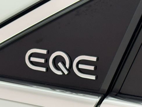 Certified 2023 Mercedes-Benz EQE 350+ SUV image 32