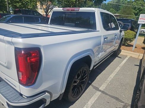 Used 2022 GMC Sierra 1500 Denali AWD/4WD image 3