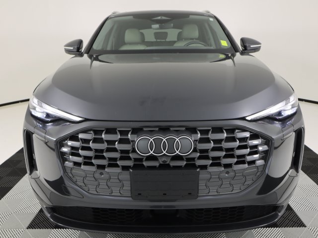 Certified 2025 Audi Q5 Premium w/ Convenience Package AWD/4WD image 8