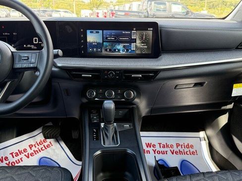 New 2025 Nissan Kicks SV image 22