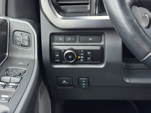 Certified 2023 Ford F350 Lariat image 31