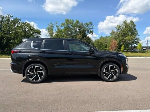 Used 2024 Mitsubishi Outlander SE AWD/4WD image 6