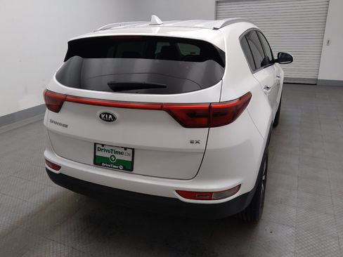 Used 2017 Kia Sportage EX AWD/4WD image 7