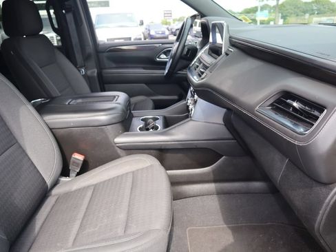 Used 2023 GMC Yukon XL SLE AWD/4WD image 28