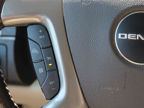 Used 2013 GMC Sierra 3500 Denali image 19