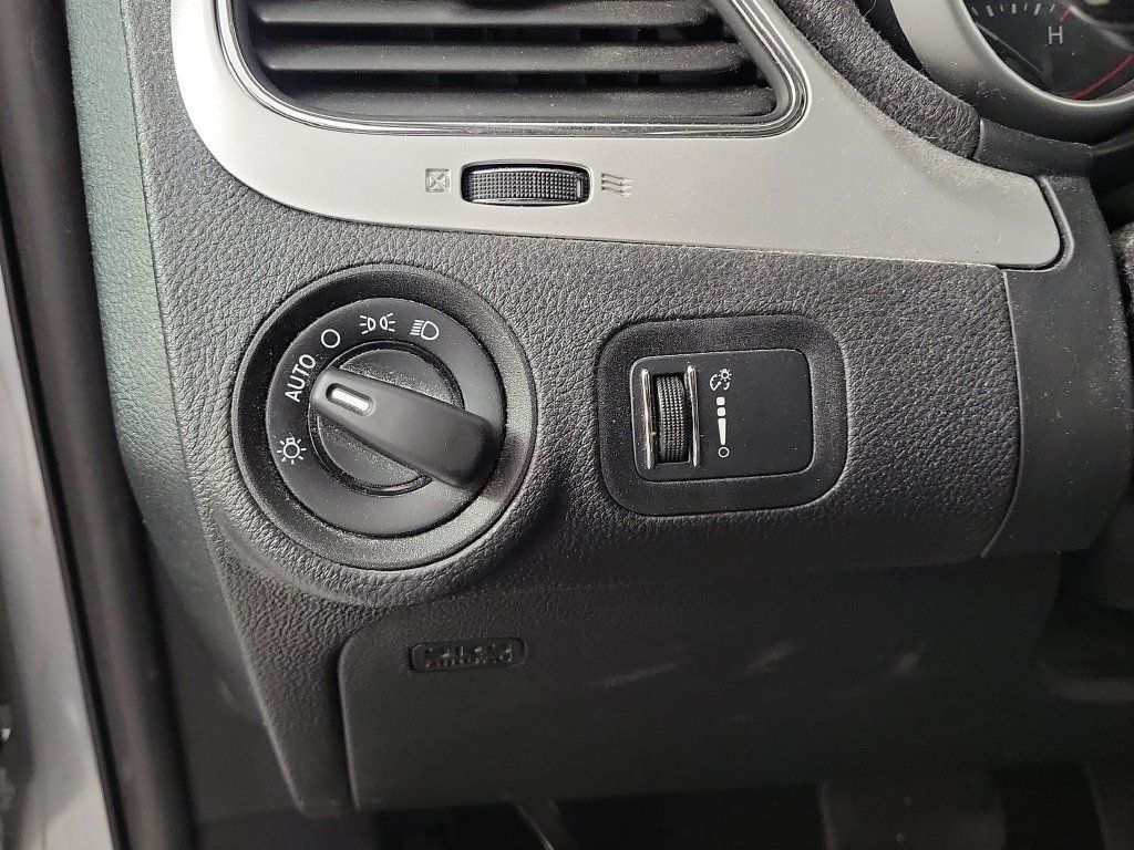 Used 2016 Dodge Journey SE w/ Flexible Seating Group FWD image 13