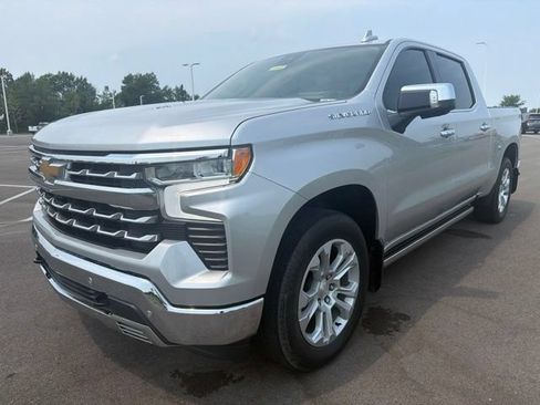 Used 2022 Chevrolet Silverado 1500 LTZ w/ LTZ Premium Package AWD/4WD image 2