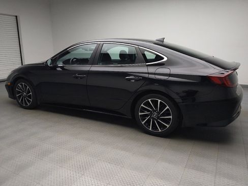 Used 2021 Hyundai Sonata Limited w/ Preferred Accessory Package FWD image 3