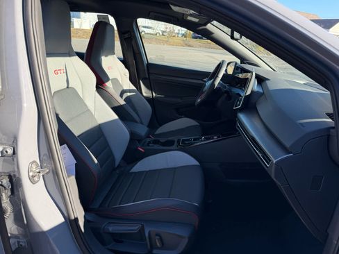 New 2026 Volkswagen GTI SE FWD image 10