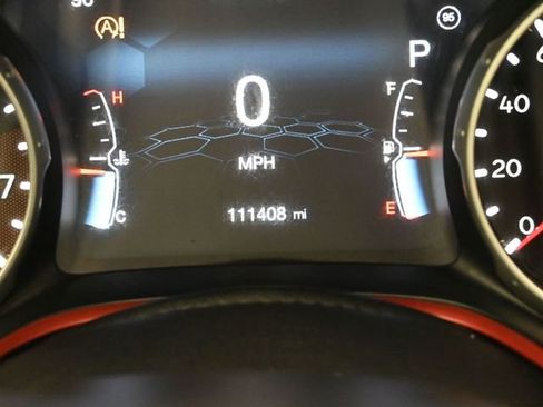 Used 2020 Jeep Compass Trailhawk image 24