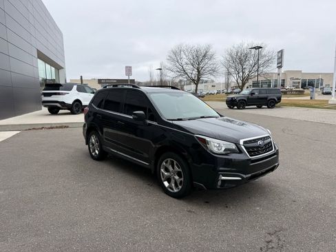 Used 2017 Subaru Forester 2.5i Touring w/ Popular Package #1 image 4