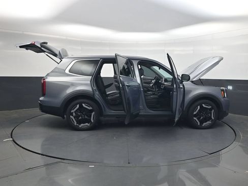 Used 2023 Kia Telluride S w/ S Sunroof Package FWD image 49