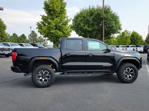 New 2026 GMC Canyon AT4X image 2