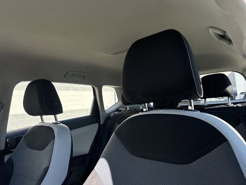 New 2026 Volkswagen Taos S image 15