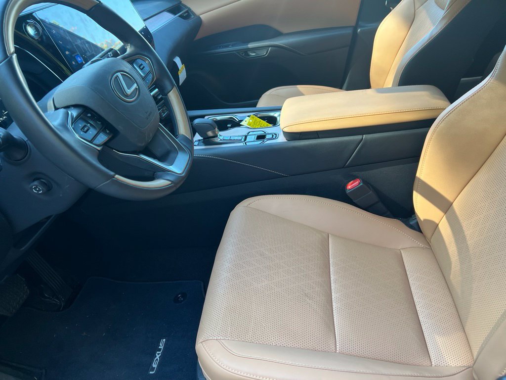 Used 2026 Lexus RX 350 Premium Plus FWD image 5