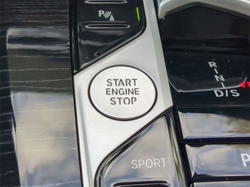 New 2026 BMW X5 xDrive40i w/ M Sport Package image 29