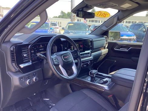 Used 2023 GMC Sierra 1500 Elevation w/ X31 Off-Road Package AWD/4WD image 11