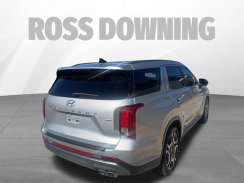 Used 2023 Hyundai Palisade SEL w/ Premium Package image 4